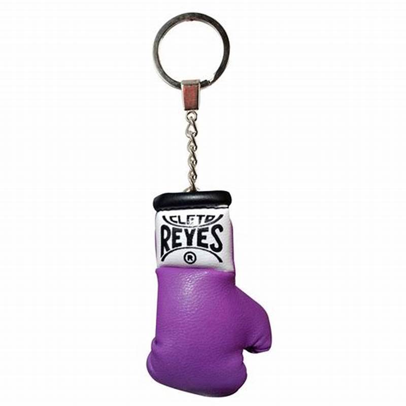 Llavero Cleto Reyes
