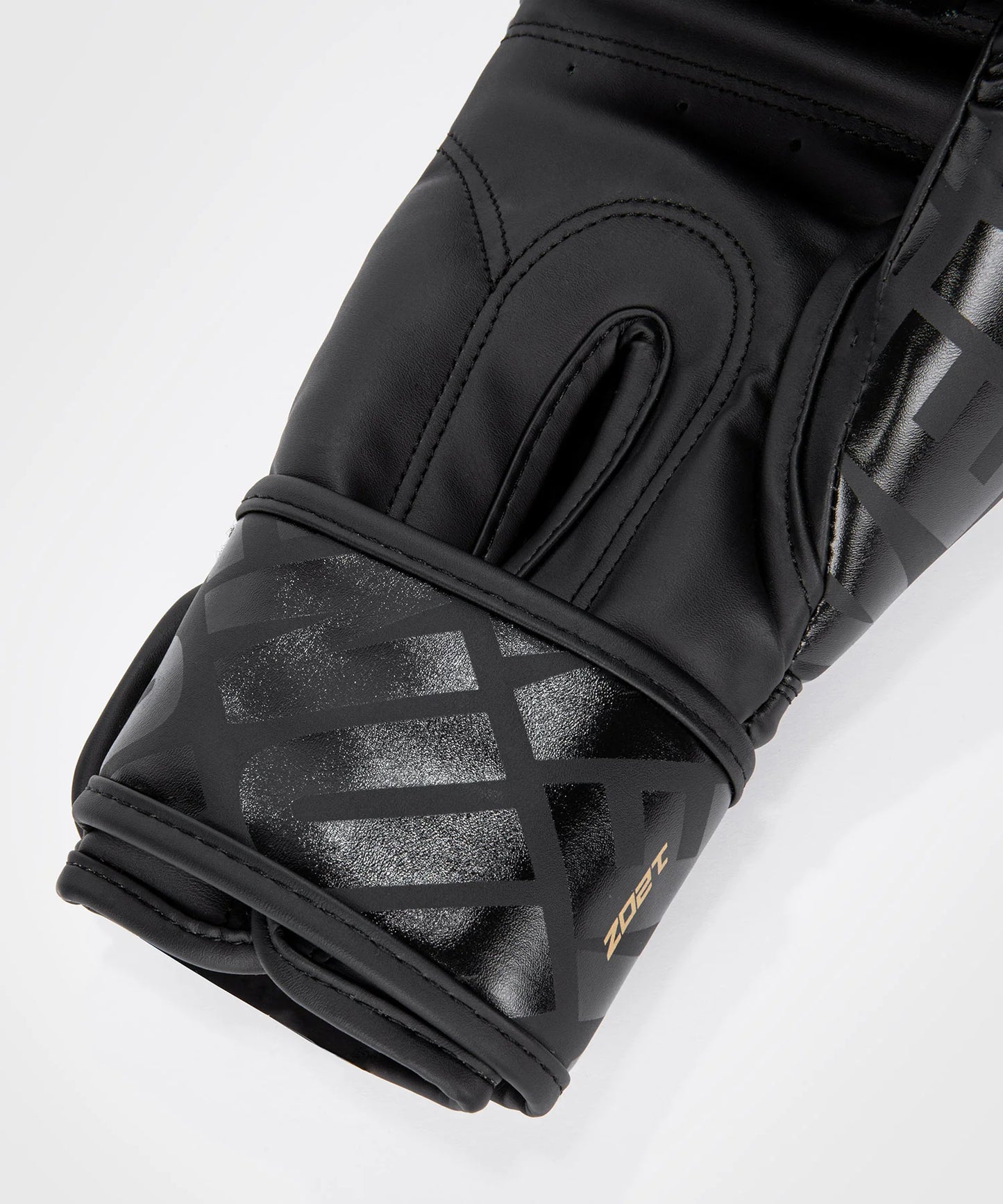 Contender 1.5 XT / Black Gold