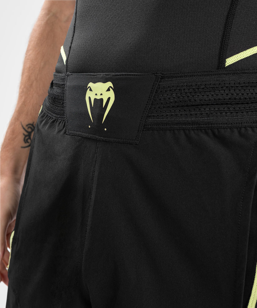 Short Pelea Fusion 2.0 Black/Yellow VENUM - M