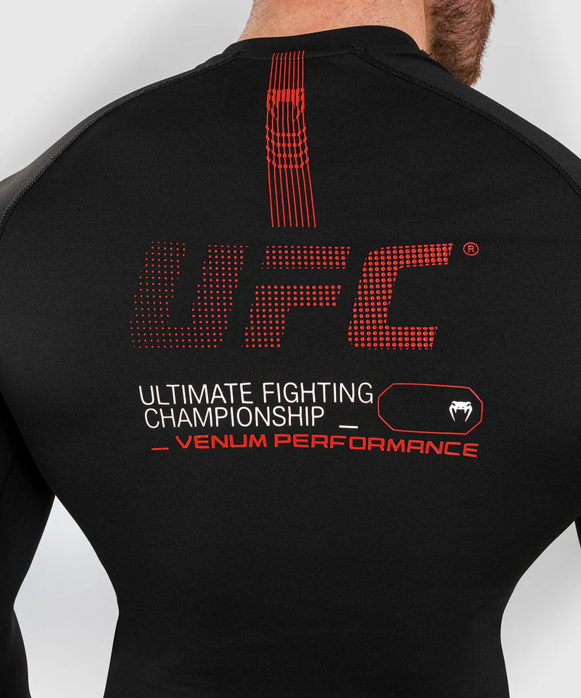 Rashguard Manga Larga UFC Adrenaline Fight Week Performance Black - L