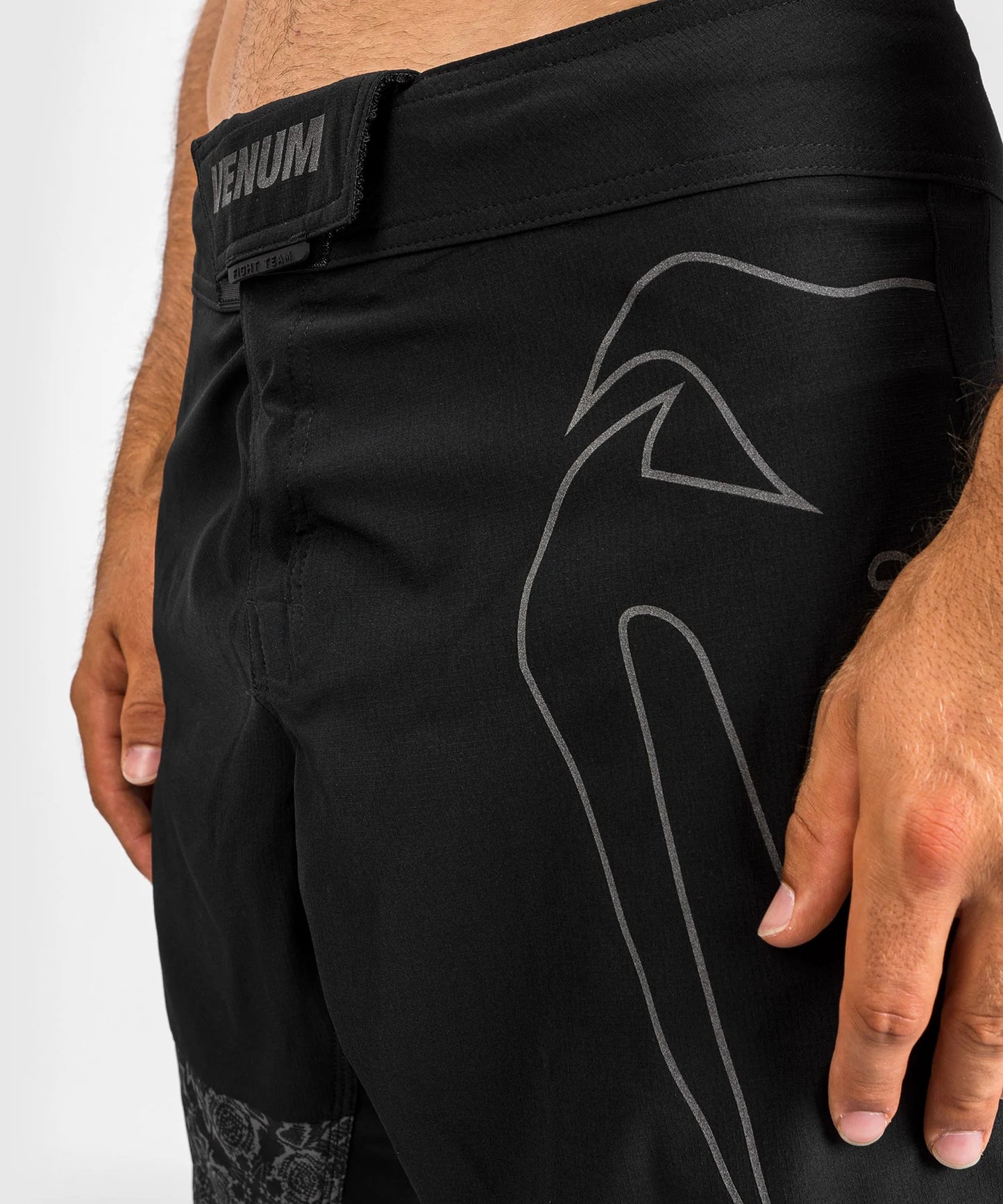 Short Pelea Reflective Light 4.0 VENUM - XXXL
